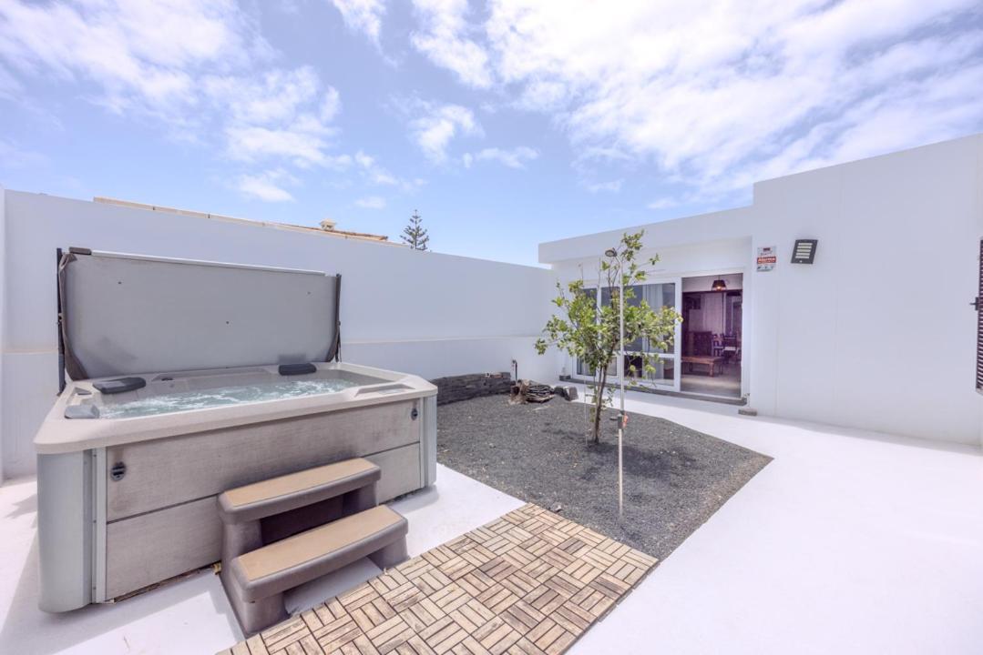Villa Kakariko Playa Honda  Exterior photo